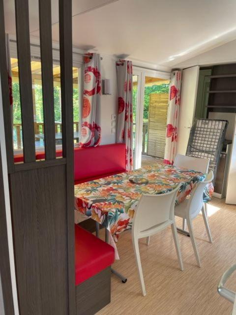 Camping Le Ruisseau Saint-Andre-de-Seignanx Экстерьер фото
